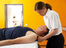 Triggerpunkt-Behandlung Physiotherapie Salzer-Kabon